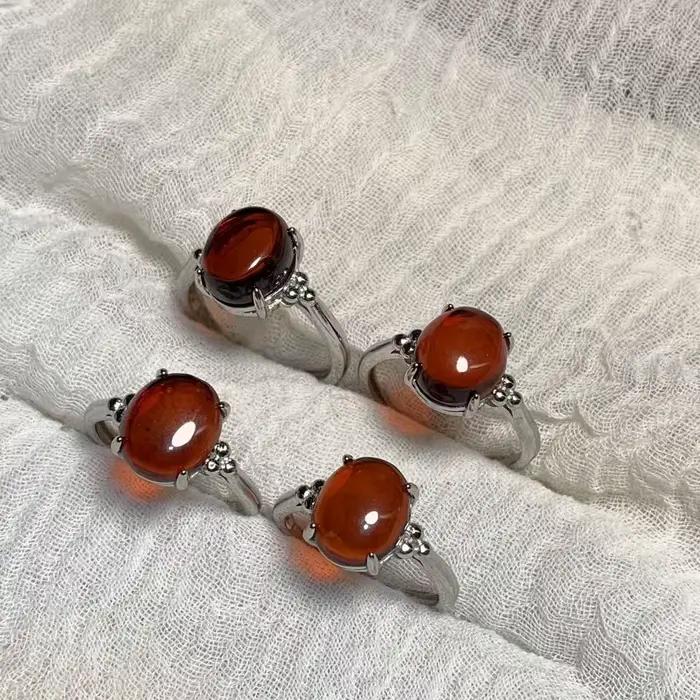 Bague en ambre naturel pour femmes, accessoires tridimensionnels simples faits à la main, bijoux en