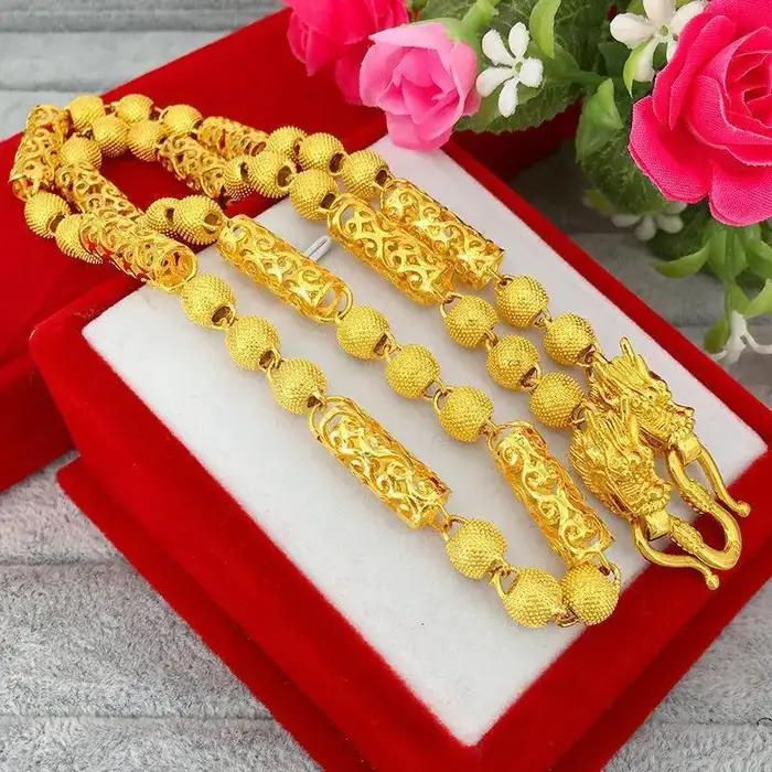 Collier en or plaqué pendentif lune style religieux pour homme occasions spéciales et élégance