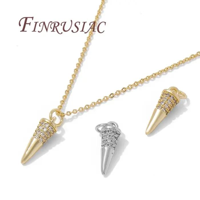 Pendentif décoratif plaqué or 18 carats