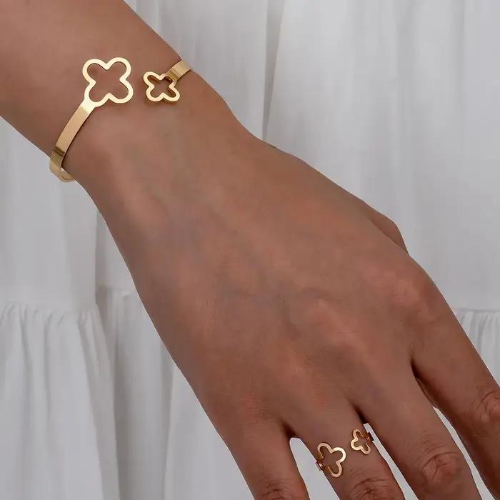 Ensemble de bijoux pour femmes : Bracelet et bague Fleur porte-bonheur