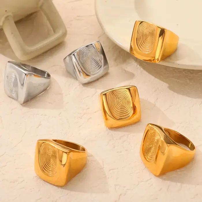 Énorme bague en acier inoxydable plaqué or 18 carats pour femme