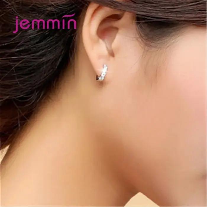 Boucles d'oreilles en argent sterling 925 avec cristaux minuscules