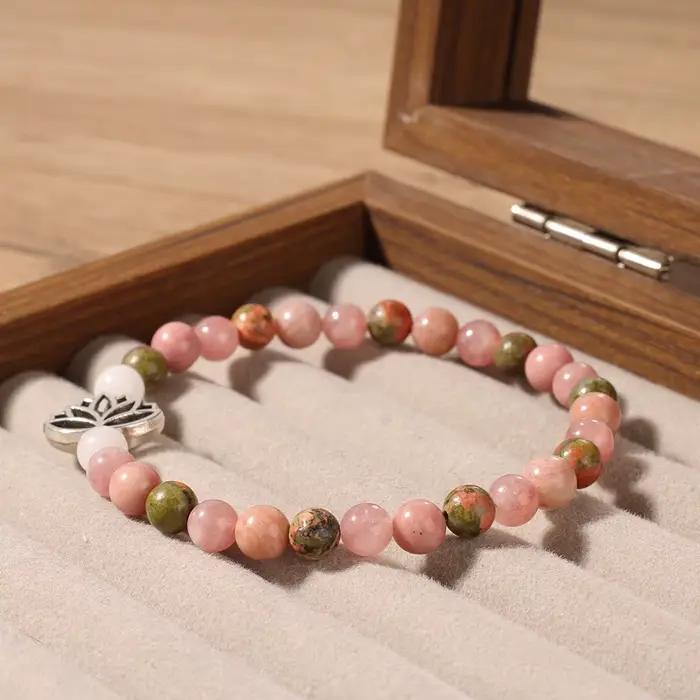 Bracelet Chakra pour femmes, quartz rose, cristal de quartz rose, pierre naturelle, bijoux de guérison avec charme de lotus, cadeau pour femmes