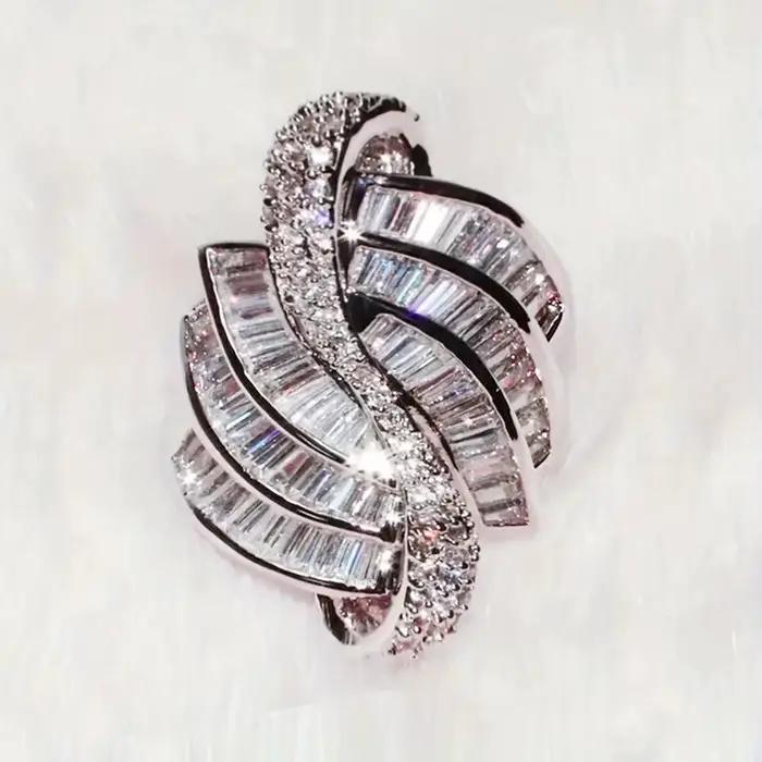 Bague vintage en or blanc 14 carats avec diamant de laboratoire