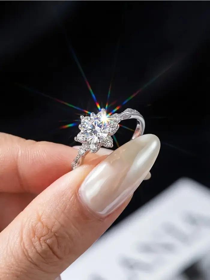 Bague Tournesol Classique en Moissanite 1 Carat pour Femme