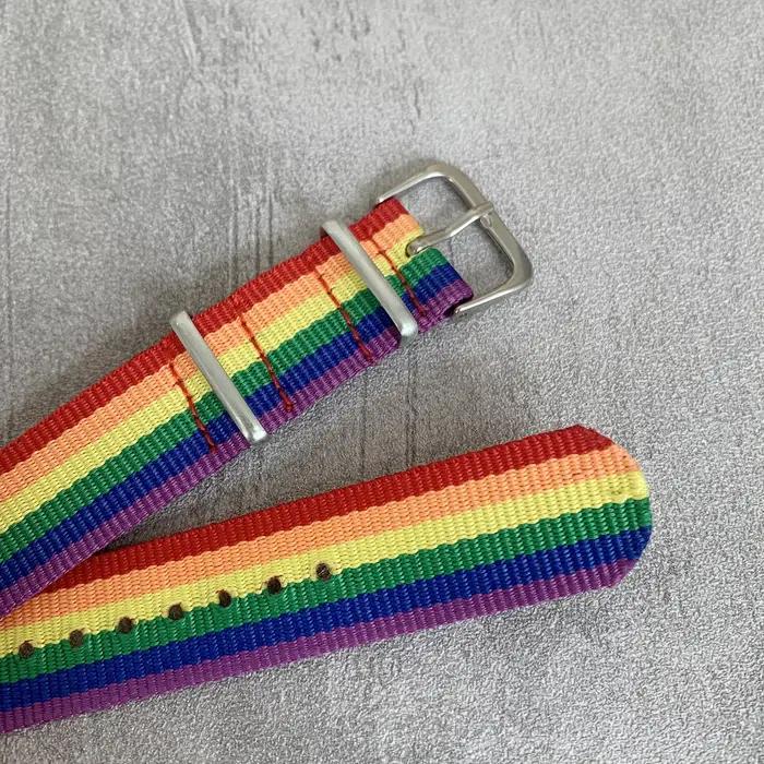 Bracelet tressé arc-en-ciel pour femmes et hommes