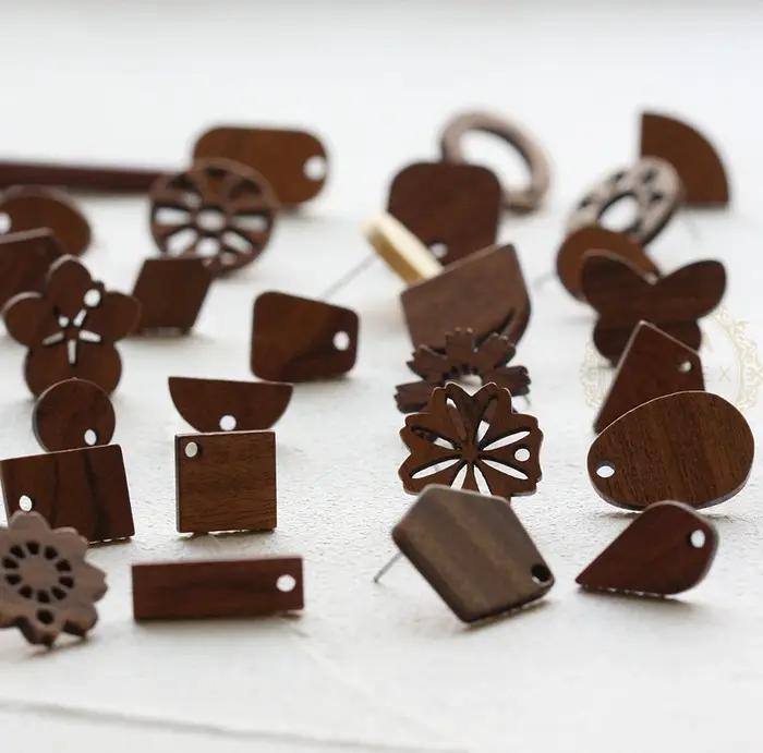 Fourniture de bricolage-2 pièces (une paire) pour la recherche de boucles d'oreilles en bois - Différentes formes (4762C-1)