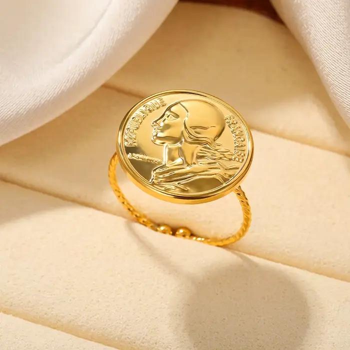 Bague en acier inoxydable couleur or avec portrait de Mariana, ajustable, élégante et romantique, idéale pour les occasions spéciales, cadeau pour femmes et hommes
