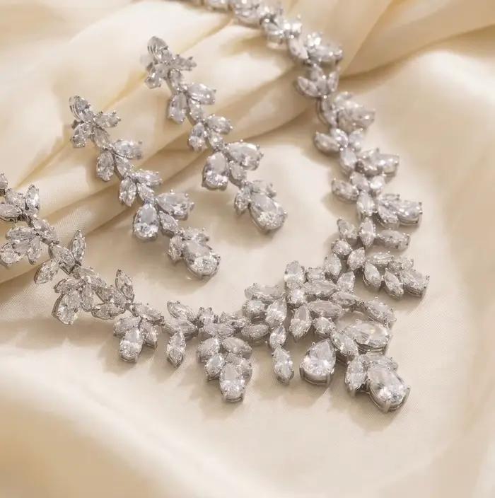 Ensemble de bijoux de mariée en zircone de luxe, 2 pièces, collier et boucles d'oreilles pour femmes, accessoires de bijoux pour fête, bal, mariée, cadeau
