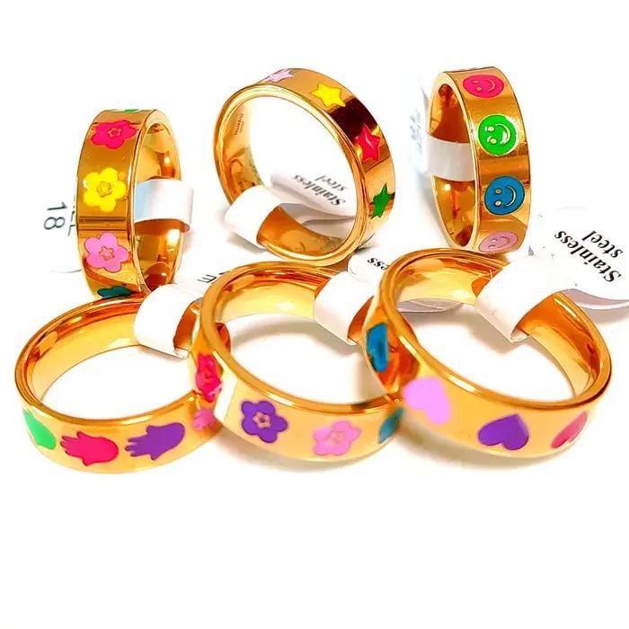 Bagues pour femmes plaquées or motif coeur assortiment varié pour soirées et occasions spéciales collection complète à la mode