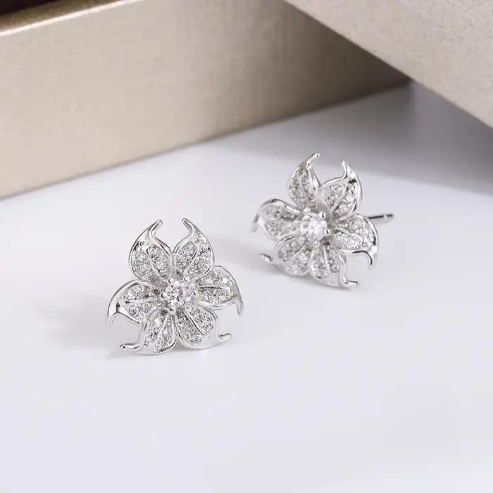 Charmante fleur 925 argent plaqué boucle d'oreille pour les femmes pavé brillant clair CZ mariage fiançailles bijoux déclaration accessoires