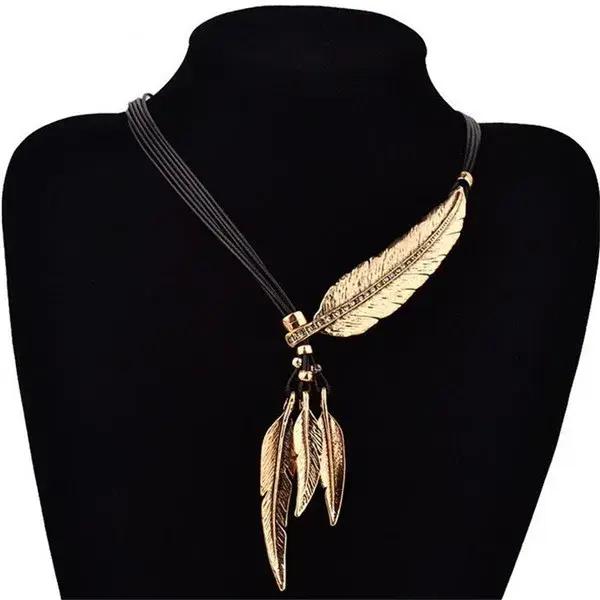 Collier Femme plume colliers et pendentifs corde en cuir Vintage Maxi Colar pour déclaration Collier
