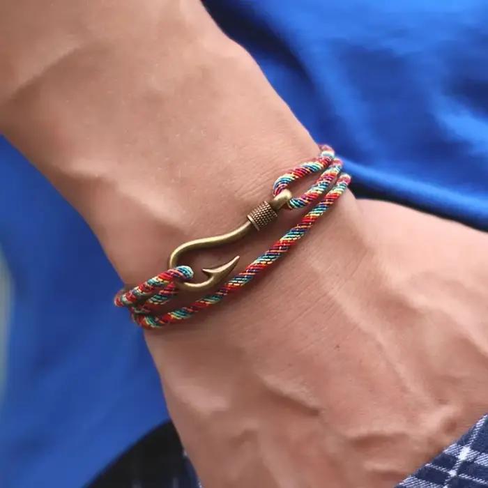 Bracelet en corde réglable double couche pour hommes et femmes, design tendance hameçon, bijou de poignet décontracté, cadeau idéal pour les fêtes et anniversaires