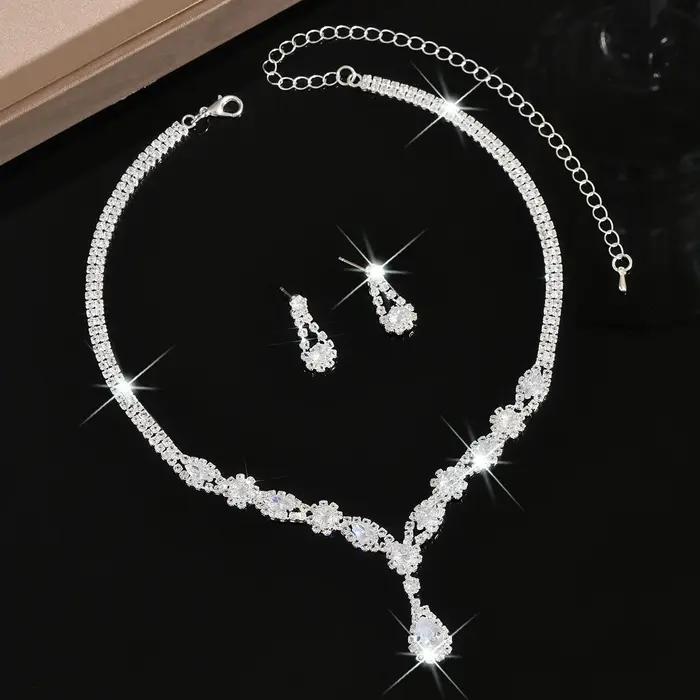 Parure de bijoux de luxe en cristal argenté en forme de goutte pour femme