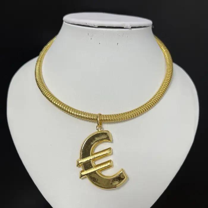 Ensemble de bijoux pour femmes collier boucles d'oreilles bracelet bague plaqué 18k gold style géométrique