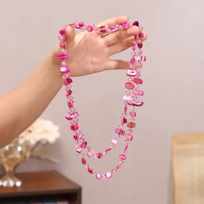 Collier long en coquillages naturels pour femme