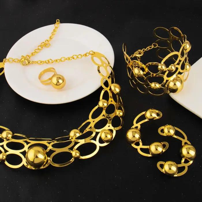 Ensemble de bijoux de mariage