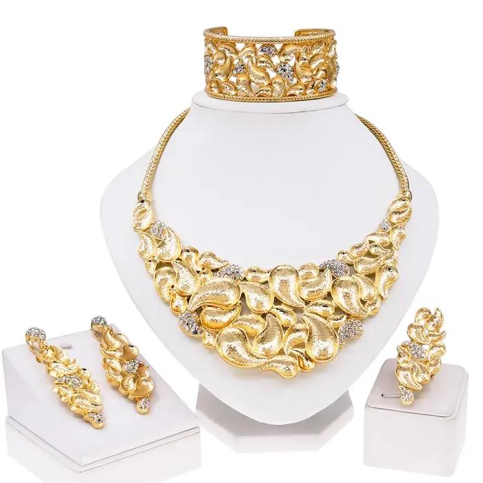 Ensemble de bijoux plaqués or pour femmes, collier de mariage de luxe, boucles d'oreilles et bracele