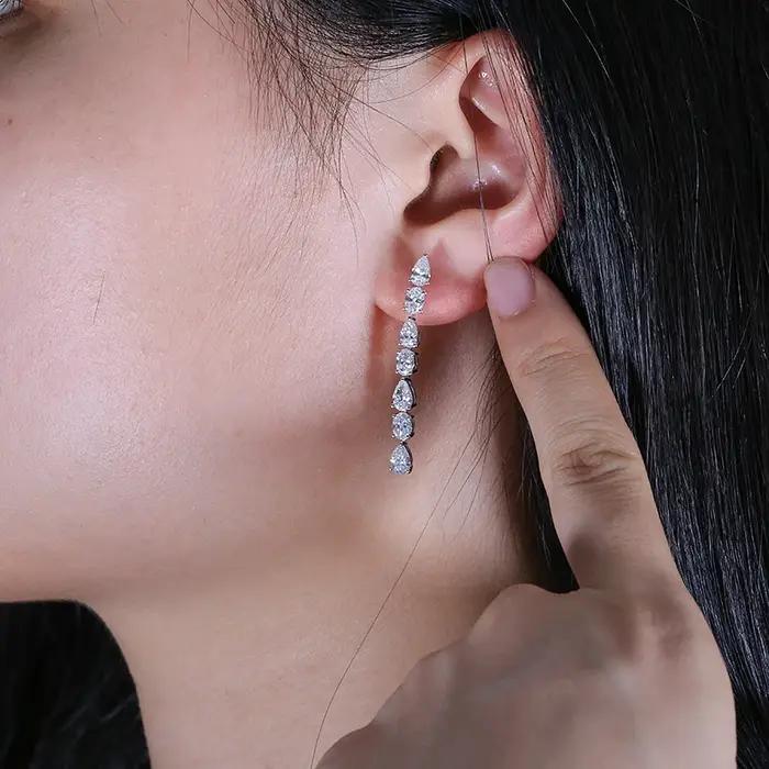 Boucles d'oreilles en diamants lab-grown en or blanc pour femmes occasions spéciales elegance classique