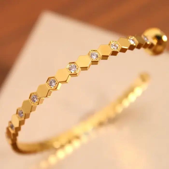 Nouvelles boucles d'oreilles créoles vintage tendance en promotion pour femme