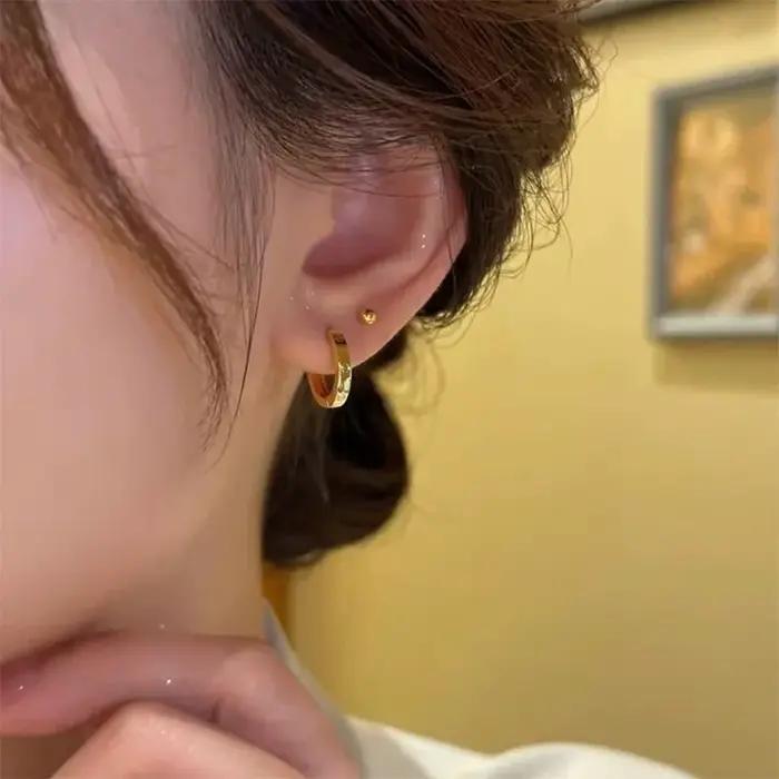 Boucle d'oreille Simple en or 18 carats pour femmes
