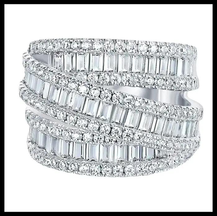 Bague en saphir et diamant précieux en or blanc pour femme, idéale pour fiançailles, mariage, ou com