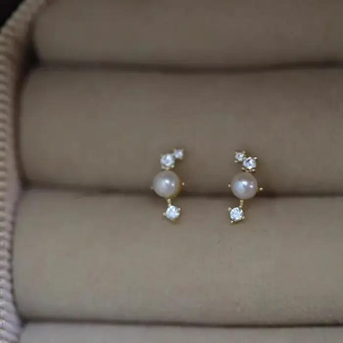 Boucles d'Oreilles en Argent Sterling 925 Plaqué Or 14K pour Femme, Petites et Élégantes, Accessoire