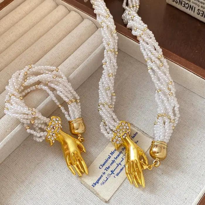 Collier de perles multicouches, chaîne de clavicule de tempérament de style palais rétro français