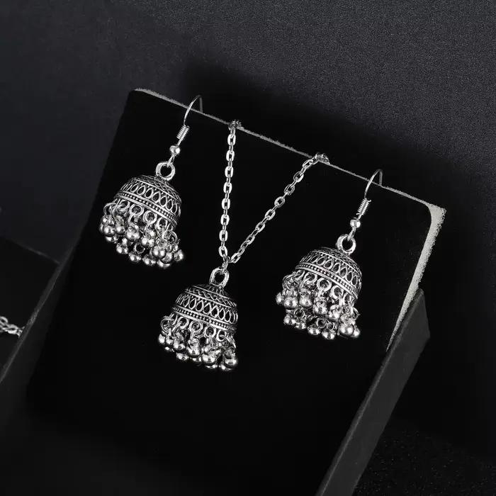 Ensemble de bijoux de mariage ethnique indien pour femmes avec collier et boucles d'oreilles en alliage de zinc, style bohème cloches sculptées pour occasions spéciales