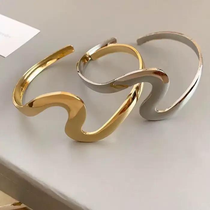 Bracelet ouvert en métal style bohème pour femme, manchette ondulée, bijou de plage, cadeau idéal