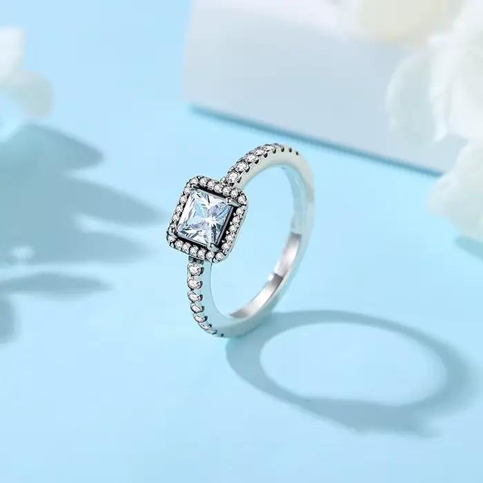 Bague en argent sterling 925 sertie de zirconium blanc et pierres précieuses pour femmes occasions d'engagement romantique et mignonnes