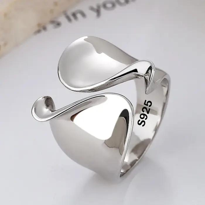 Bague en argent Sterling 925 sertie de zirconium blanc élégante pour femmes occasions spéciales cadeau pour anniversaire mariage et plus