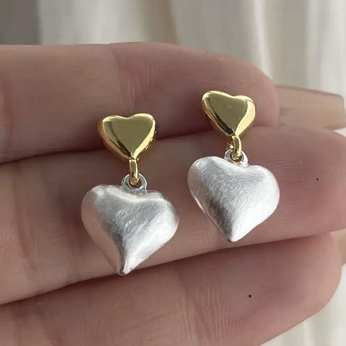 Boucles d'oreilles géométriques en argent Sterling 925 avec finition en or, en forme de cœur, bijoux élégants pour femmes, bijoux de mariage et occasions spéciales
