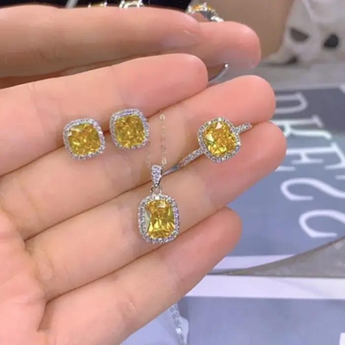 Ensemble de boucles d'oreilles et de pendentifs en zircone cubique élégants pour femmes occasions spéciales mariage alliances de mariage