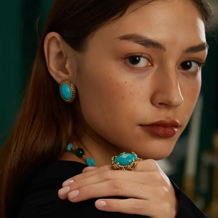 Bague émeraude vintage Nature Art | Plaqué or 18 carats et cuivre | Artisanat de réglage de la lunette