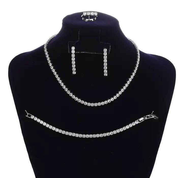Ensemble de bijoux HADIYANA brillant Transparent luxe élégant collier Bracelet bague boucle d'oreill
