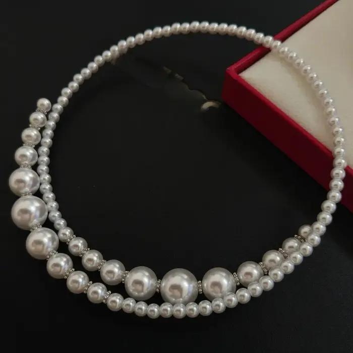 Collier de perles blanches élégant pour femmes