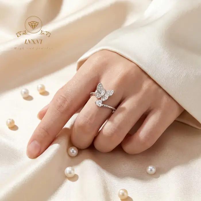 Bague en argent sterling S925 avec moissanite, motif papillon et cœur, ouverte et polyvalente, bijou de luxe léger et abordable, idéale pour le quotidien