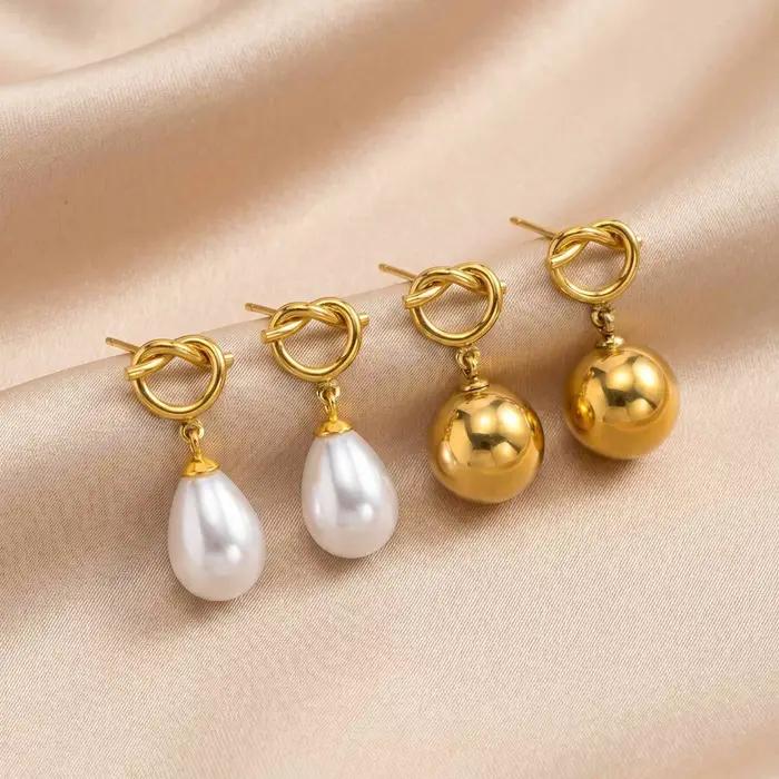 Boucles d'oreilles pendantes avec perle en forme de goutte et nœud, en acier inoxydable plaqué or 18 carats, bijoux étanches et anti-ternissement, cadeau idéal pour les fêtes
