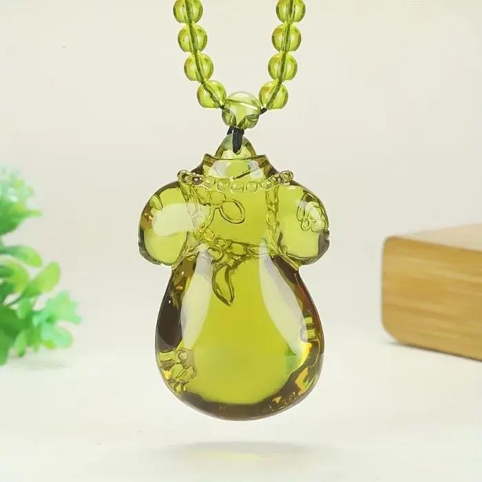 Pendentif en cire d'abeille ambre style ethnique rétro classique pour femmes occasions générales bijou naturel