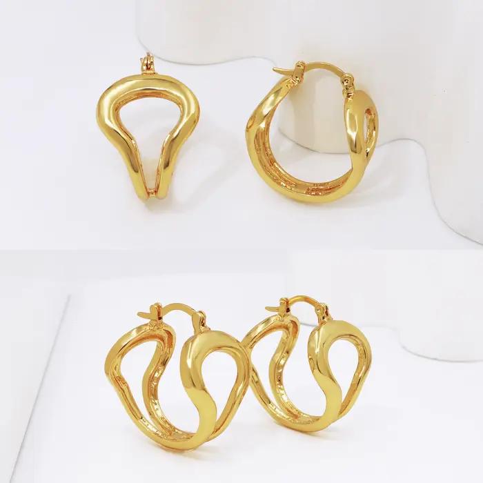 Ensemble de bijoux plaqués or 18 carats pour femme avec collier brillant, boucles d'oreilles créoles, bracelet et bague, design classique, mode italienne, pour occasions spéciales