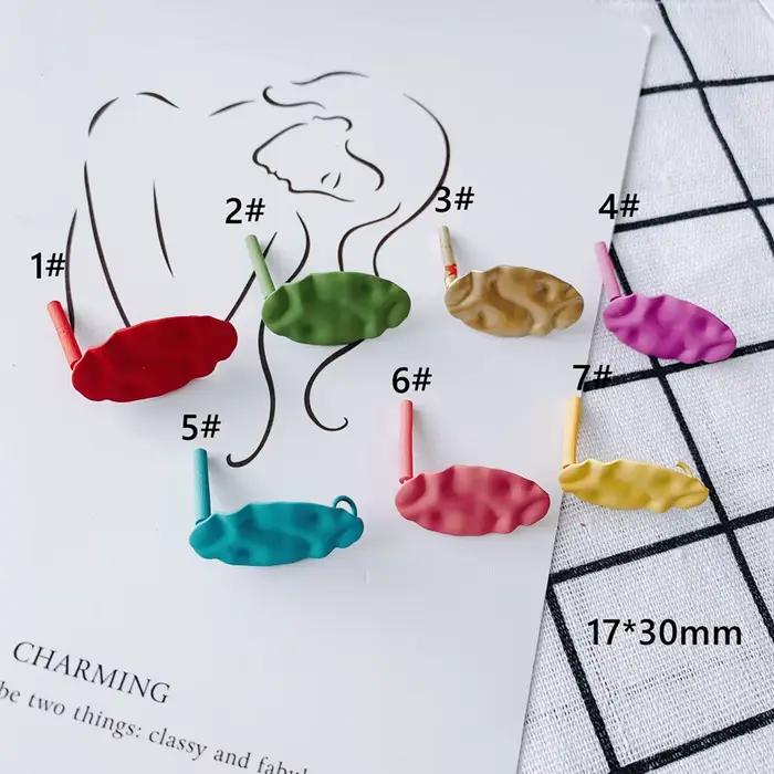 Boucles d'oreilles ovales irrégulières en fer pulvérisé avec plusieurs couleurs pour bricolage de bijoux et occasions spéciales pour femmes