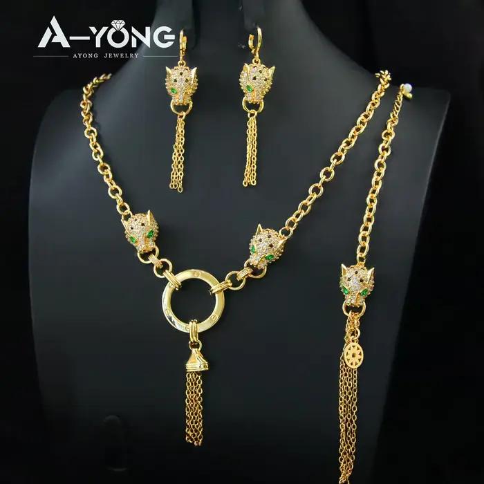Ensemble de bijoux léopard plaqué or 21 carats de Dubaï