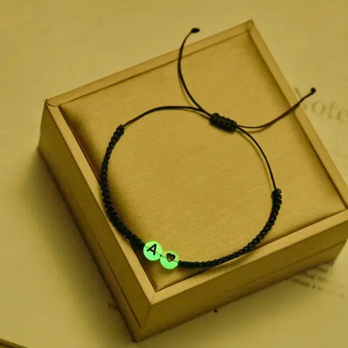 Bracelet Initial Cœur Personnalisé Tressé en Coton pour Amoureux et Amis Occasions Spéciales