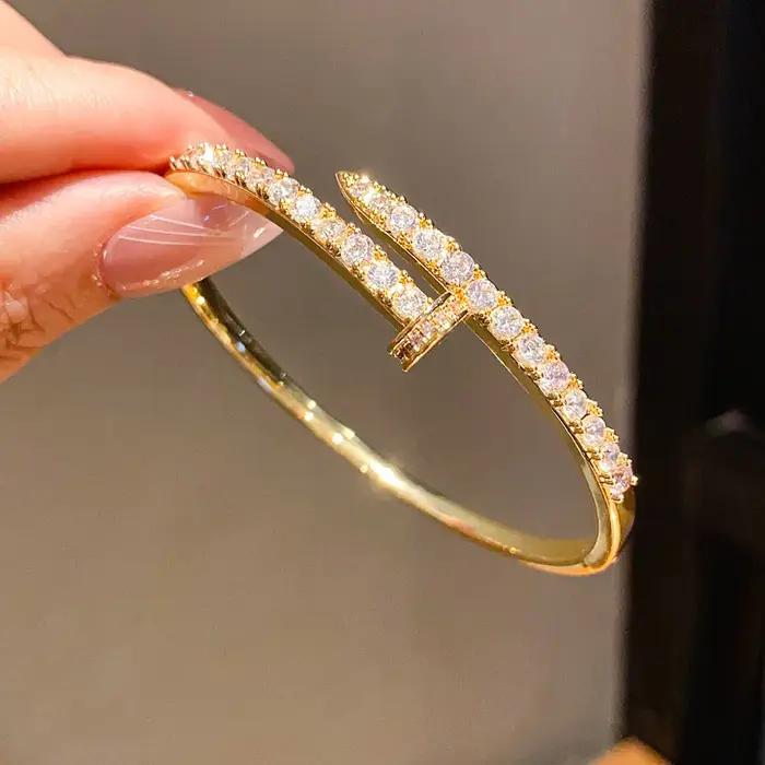 Bracelet de luxe en zircone pour femme, manchette ouverte en or et argent, bijou tendance pour banquets et soirées, cadeau idéal