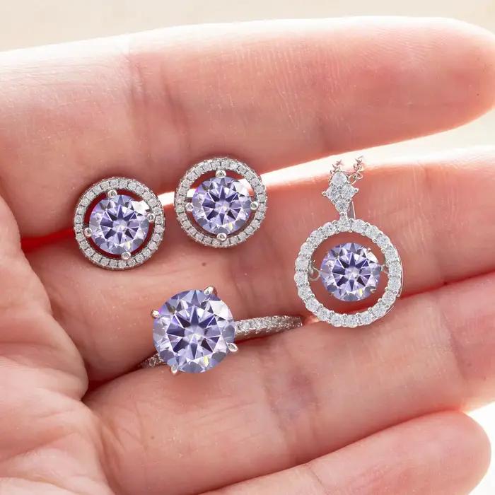 Parure de bijoux en diamant de laboratoire et moissanite Solitaire pour femme élégante, en argent sterling 925, comprenant boucles d'oreilles, bague, pendentif et collier, cadeau de joaillerie fine