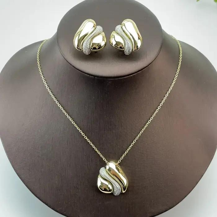 Ensemble de bijoux tendance de luxe plaqué or de Dubaï