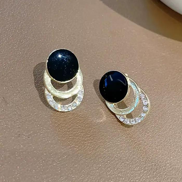 Boucles d'oreilles rondes émaillées noires pour femmes, clous d'oreilles géométriques creux en crist