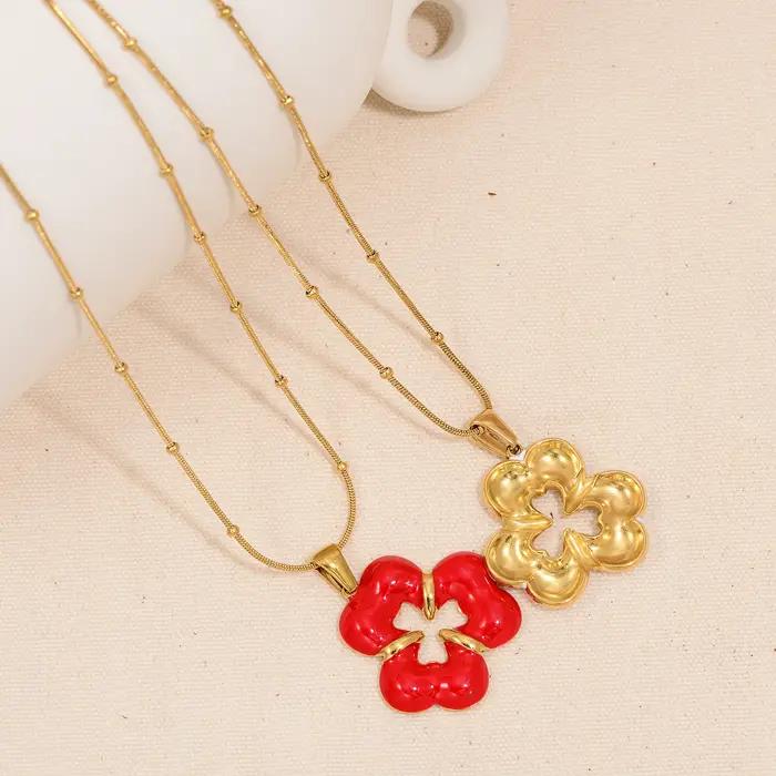 Collier trèfle porte-bonheur plaqué or 18 carats acier inoxydable hypoallergénique pour femme occasions spéciales élégant bijou cadeau