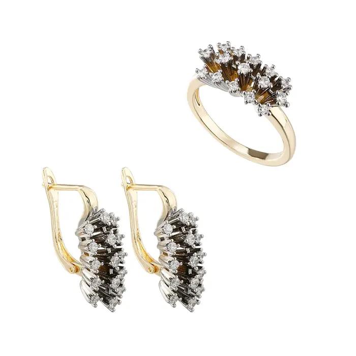 Ensemble de boucles d'oreilles et bagues en diamants à rangées radiales en forme d'éventail, bijoux